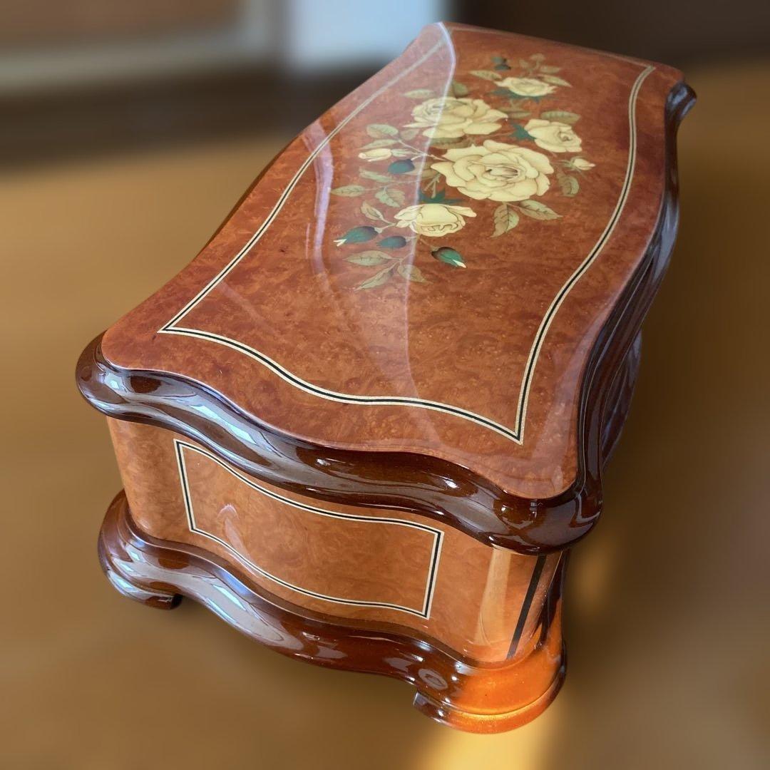 リュージュオルゴール カノン 144弁 ホワイトローズ スイス製 廃盤品