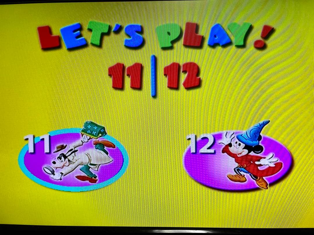 DWE ディズニー英語システム LET'S PLAY!【11・12】DVD - メルカリ