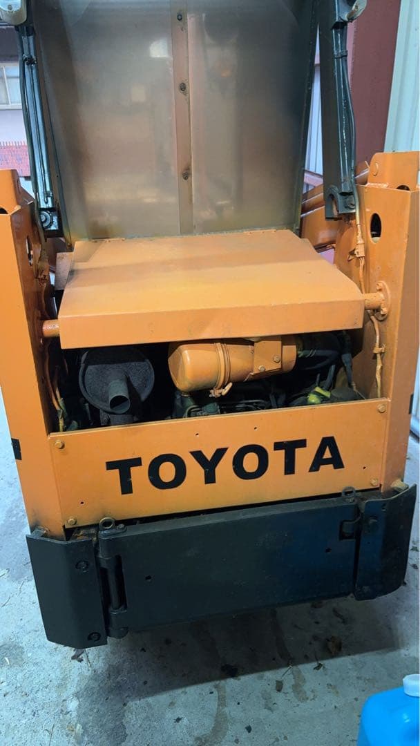 トヨタ 2SDK4 ジョブサン 240kg ディーゼル 除雪機 - メルカリ