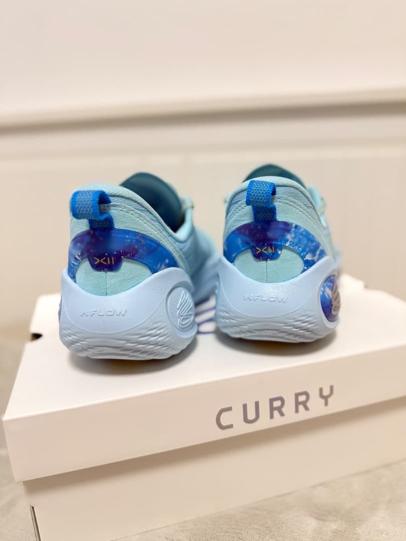 カリー12 水色 バスケシューズ - メルカリ