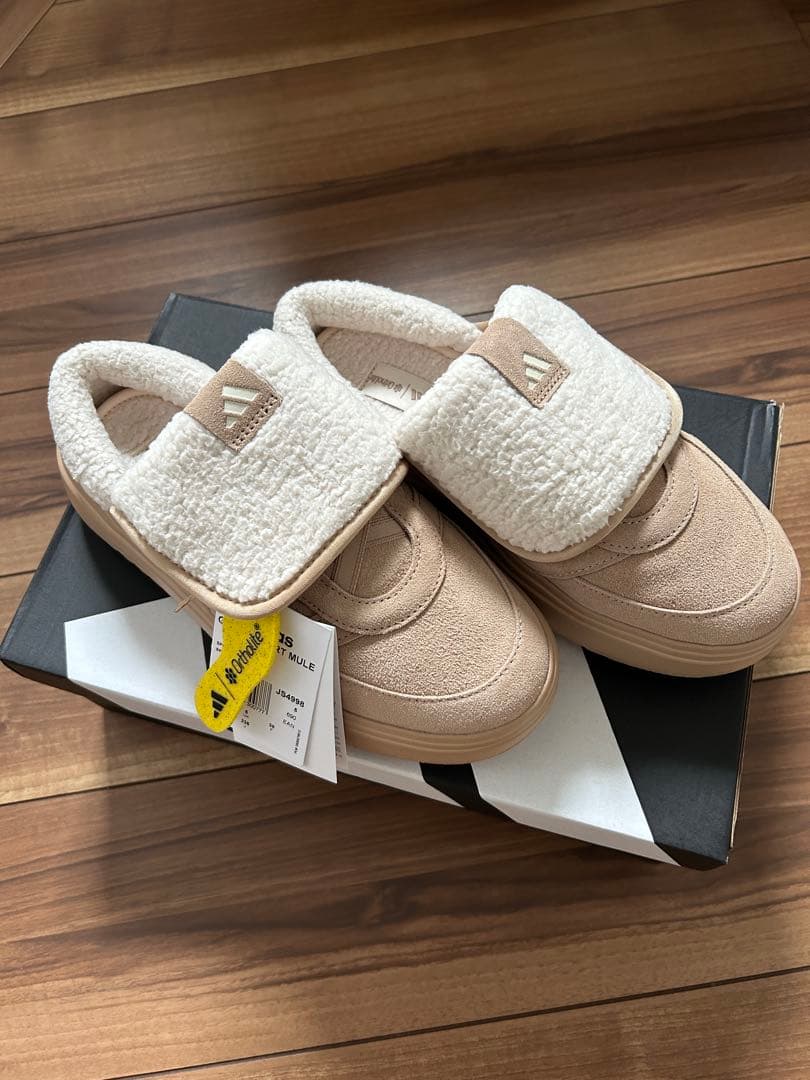 アディダス adidas ボアミュール 23.5 新品 - メルカリ