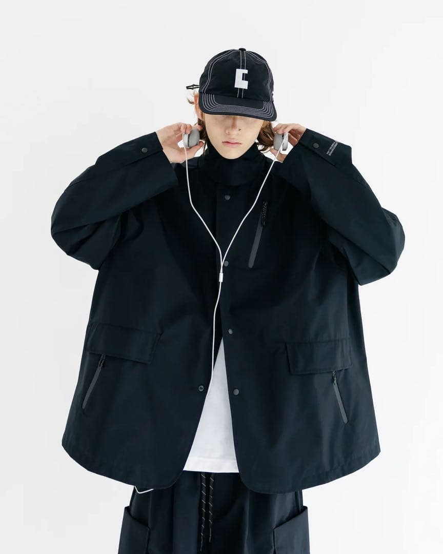 ブラック CLESSTE ACTIVE CITY STORAGE JACKET - メルカリ