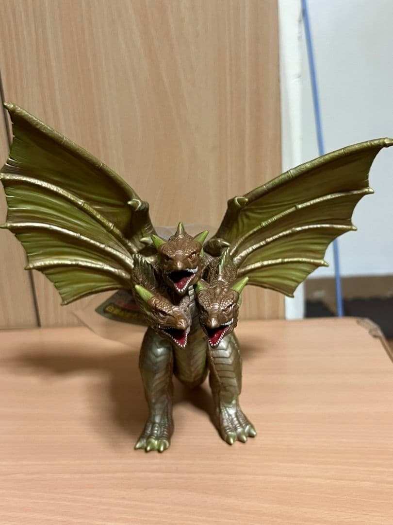 ☆バンダイソフビ東宝怪獣シリーズ☆白亜紀型キングギドラ1998タグ付き☆ゴジラ② △買取品△ バンダイ 東宝怪獣シリーズ 白亜紀型キングギドラ ソフビ