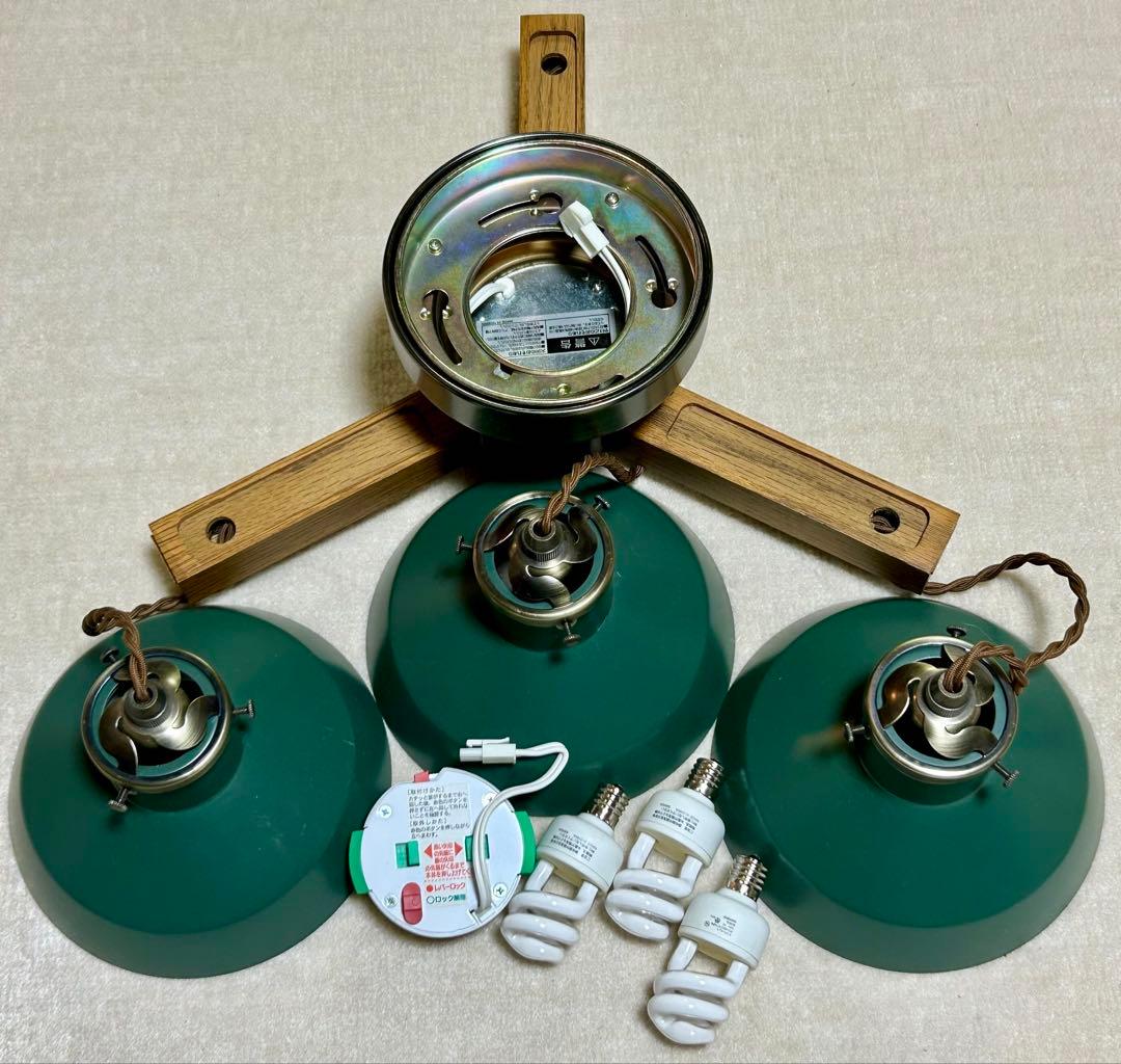 インターフォルム 3連 ペンダントライト 天井照明 照明器具 黒 グリーン インターフォルム 3連 ペンダントライト 天井照明 照明器具 黒