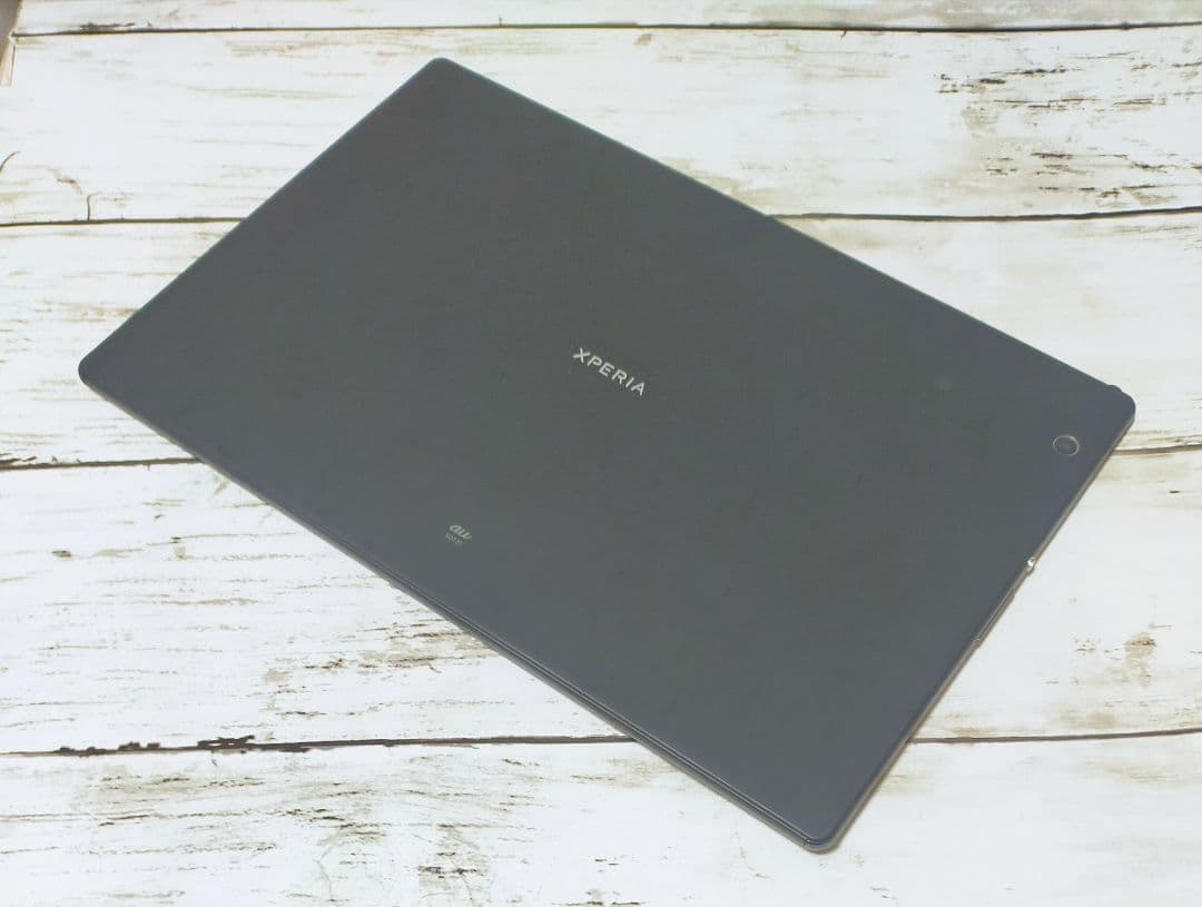 au Xperia Z4 tablet フルセグ 防水 SIMフリー p-0