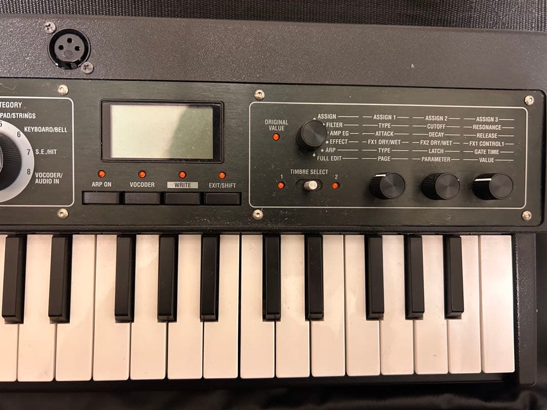 microKORG XL+ シンセサイザー ケース、電源アダプタ、マイク付き