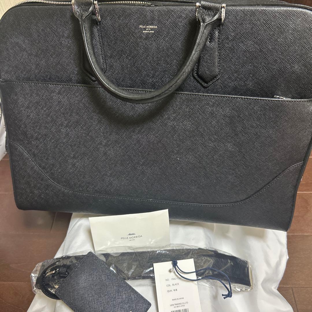 。　美品　PELLE MORBIDA 袋　付属品あり PELLE MORBIDA（ペッレ モルビダ） ケアセット＋選べるノベルティ