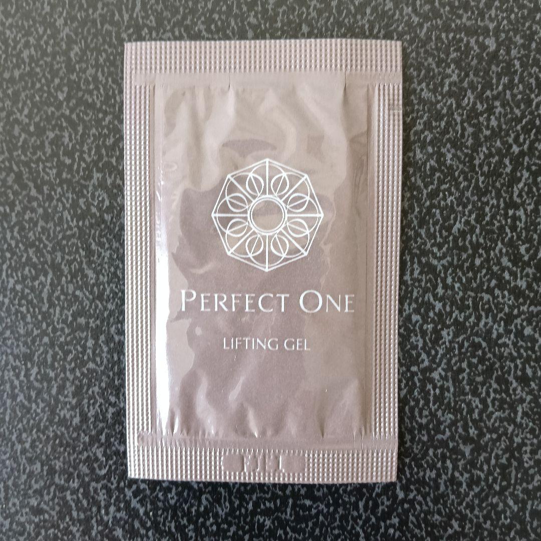 《最高濃度配合 弾むようなハリ肌へ》 リフティングジェル 121.4g