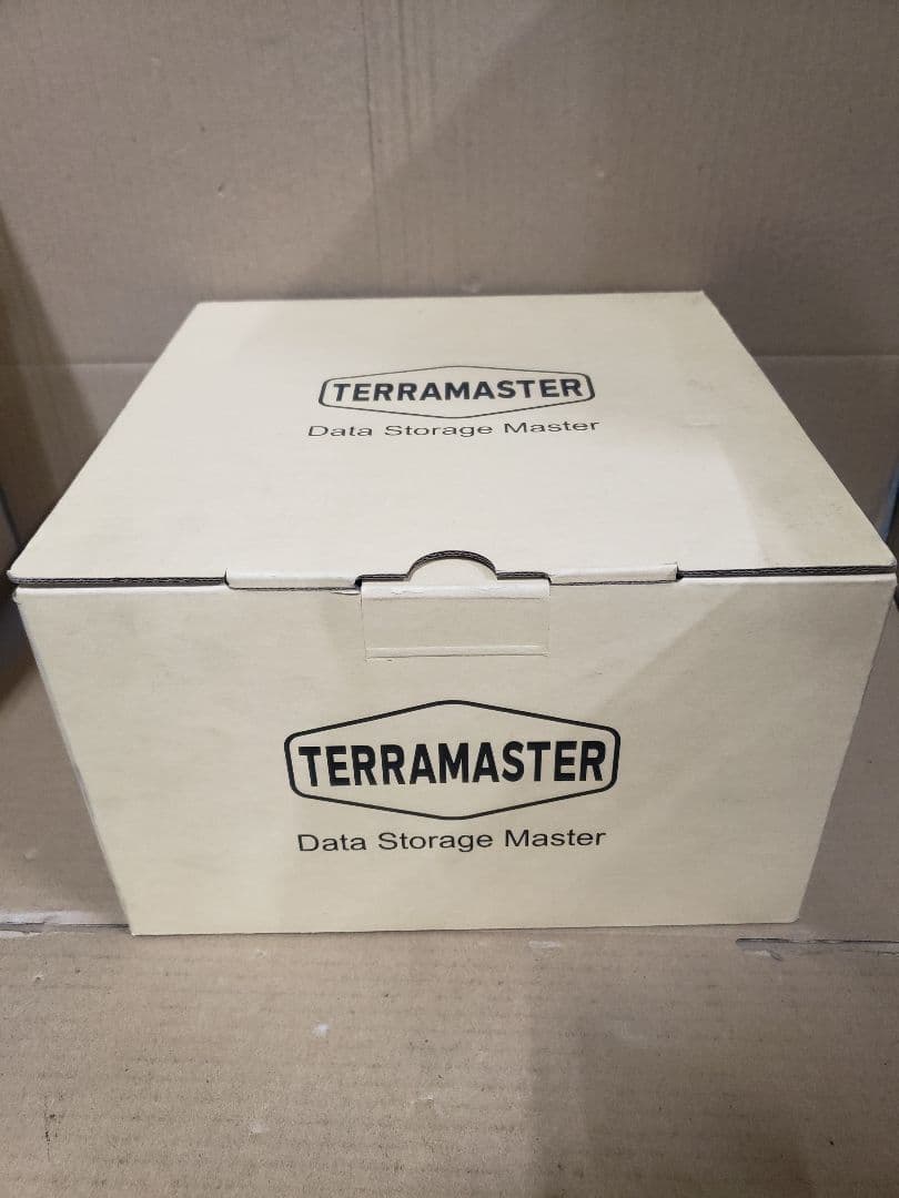 TerraMaster F2-221 2ベイ NAS 2.0GHz