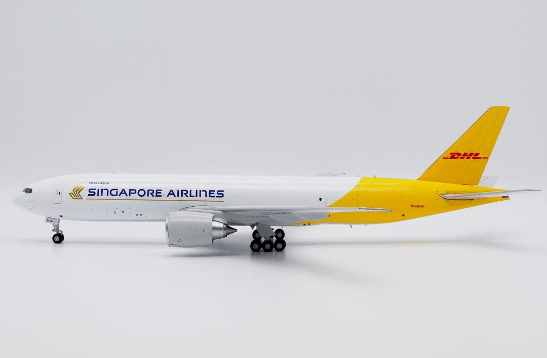 DHL(シンガポール航空) 777F 9V-DHA 1/200 DHL(シンガポール航空) 777F 9V-DHA 1/200 - メルカリ