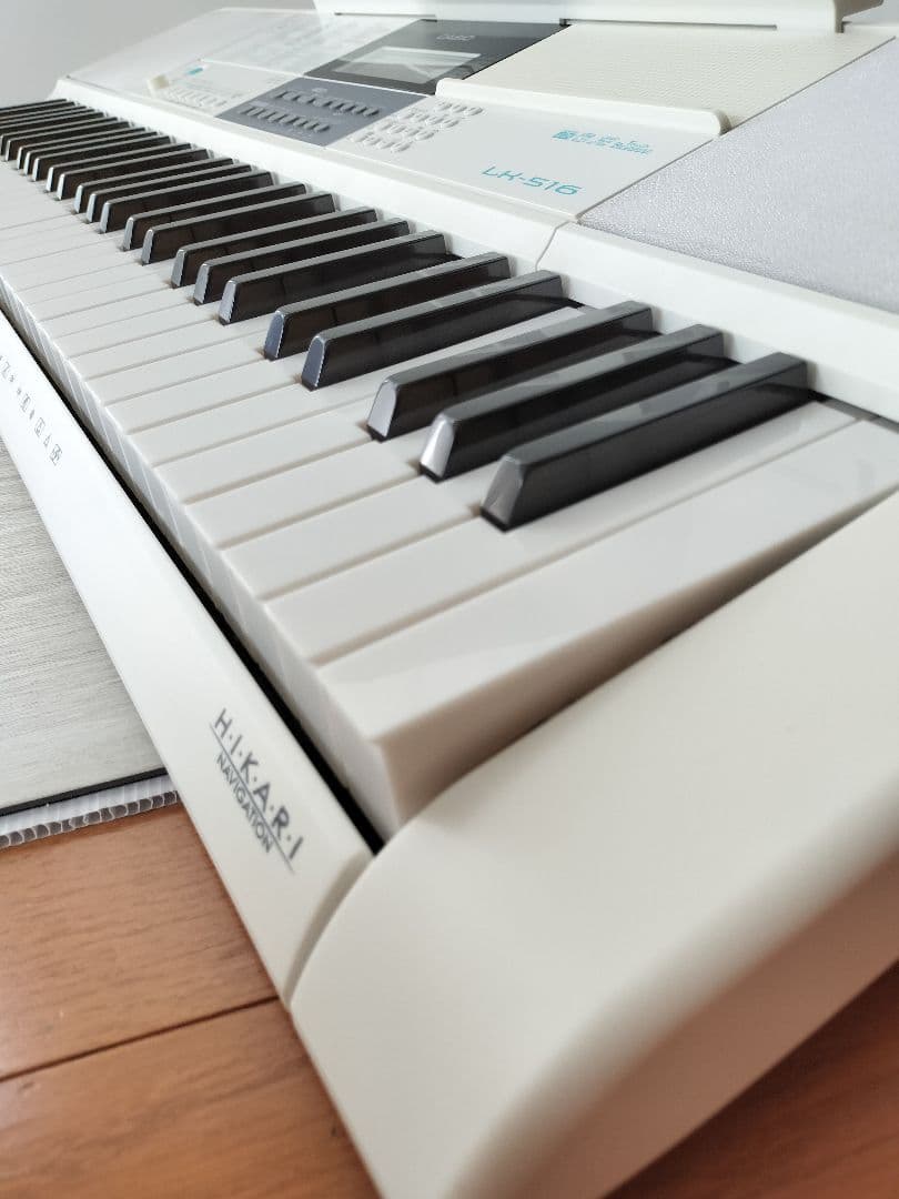 CASIO 光ナビゲーション キーボード LK-516 61鍵盤 230曲 - メルカリ