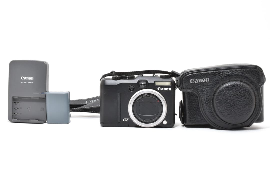 マ*ト様 ■ 美品 ■ Canon PowerShot G7 Canon PowerShot G7 X Mark II Compact Digital Camera Bundle with