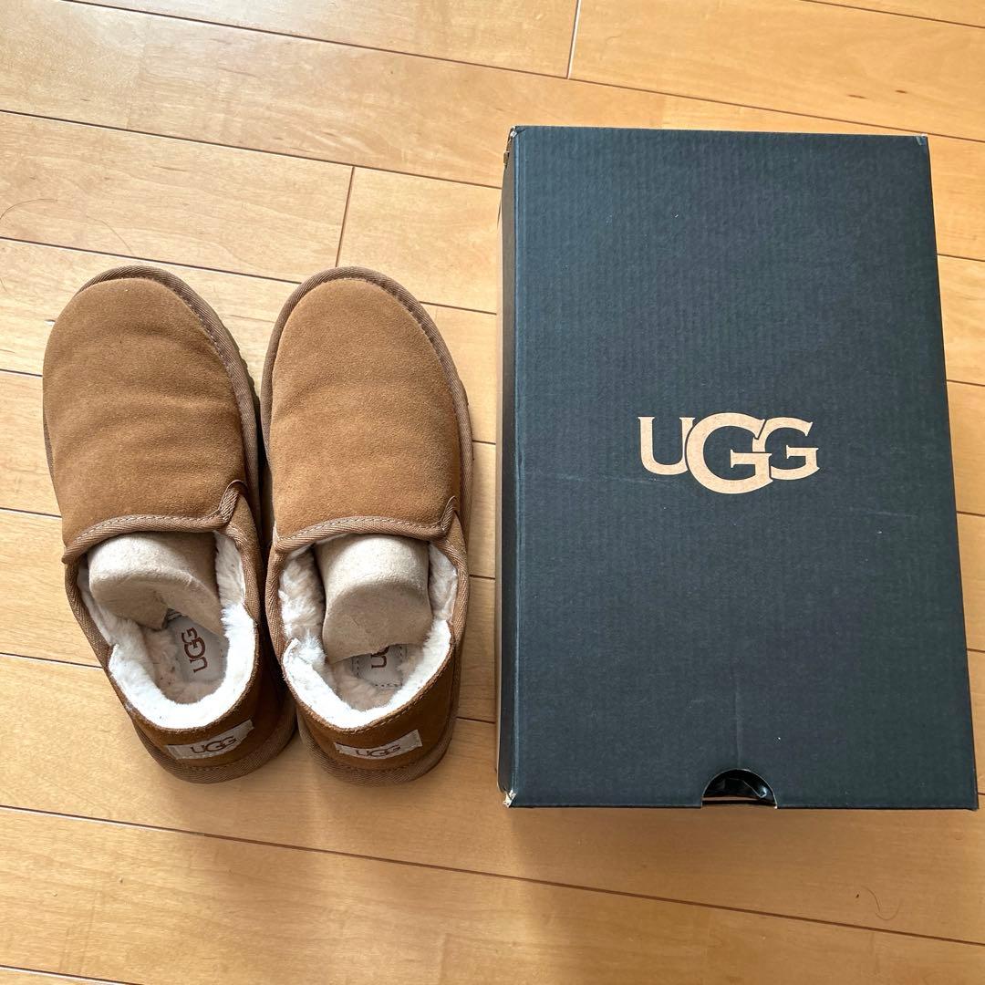 最終値下げ アグ ケントン ブーツ スリッポン ブラウン - メルカリ