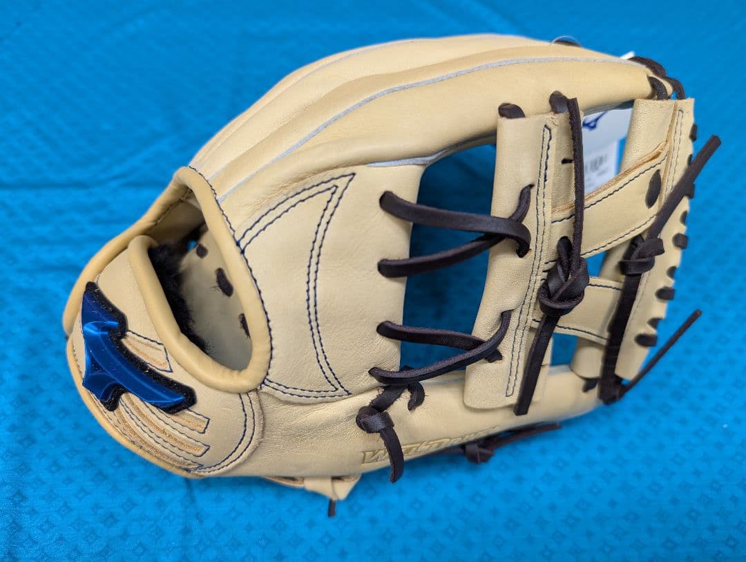 ミズノ少年 軟式グローブ 右投げ用 少年軟式用 右投げ用｜ミズノ公式オンライン