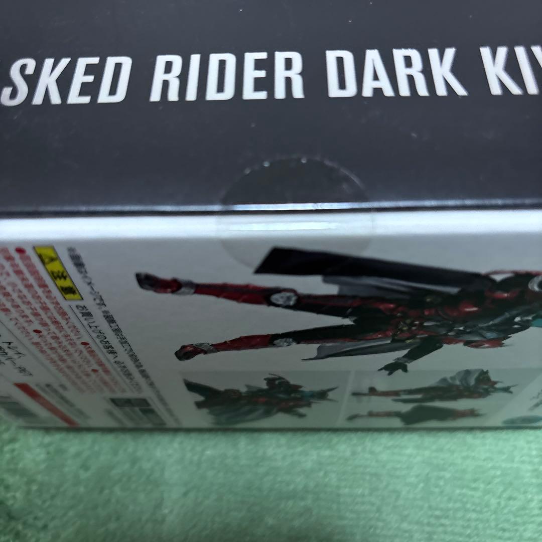 S.H.Figuarts(真骨彫製法) 仮面ライダーダークキバ 「仮面ライダー…