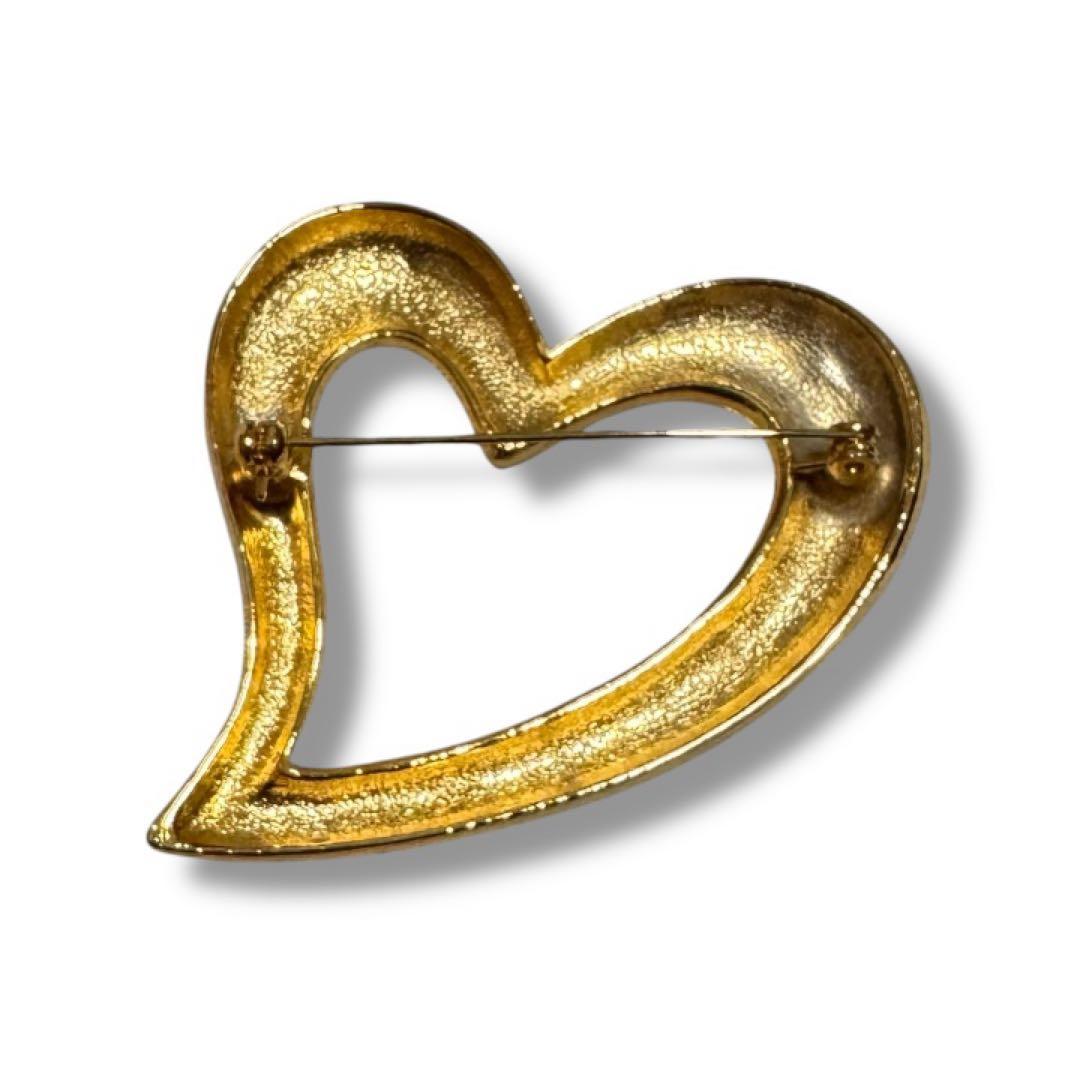 ヴィンテージ ハート ブローチ ゴールドカラー レトロ アンティーク調