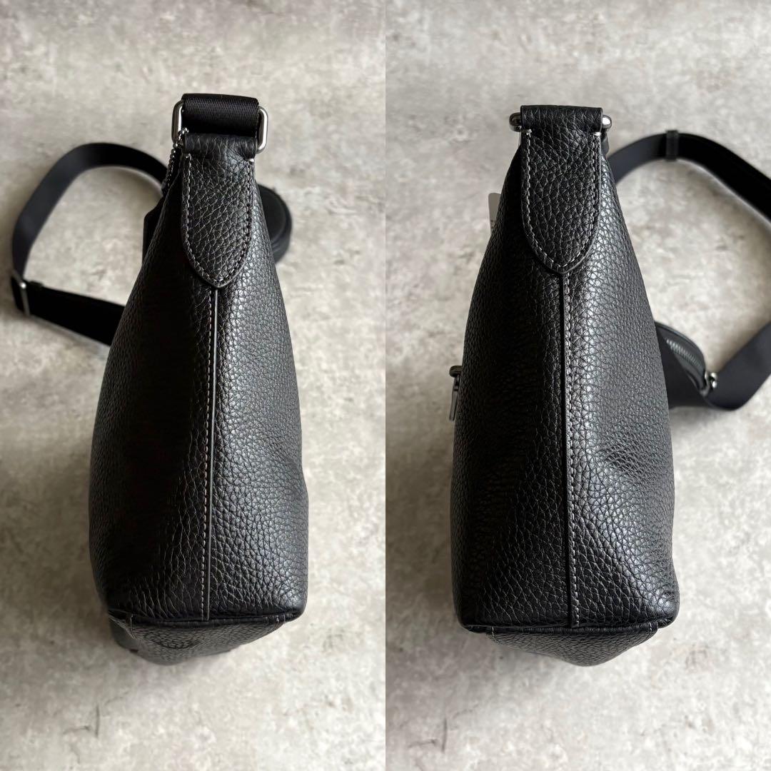 未使用級】COACH スモール フィン クロスボディ ショルダーバッグ