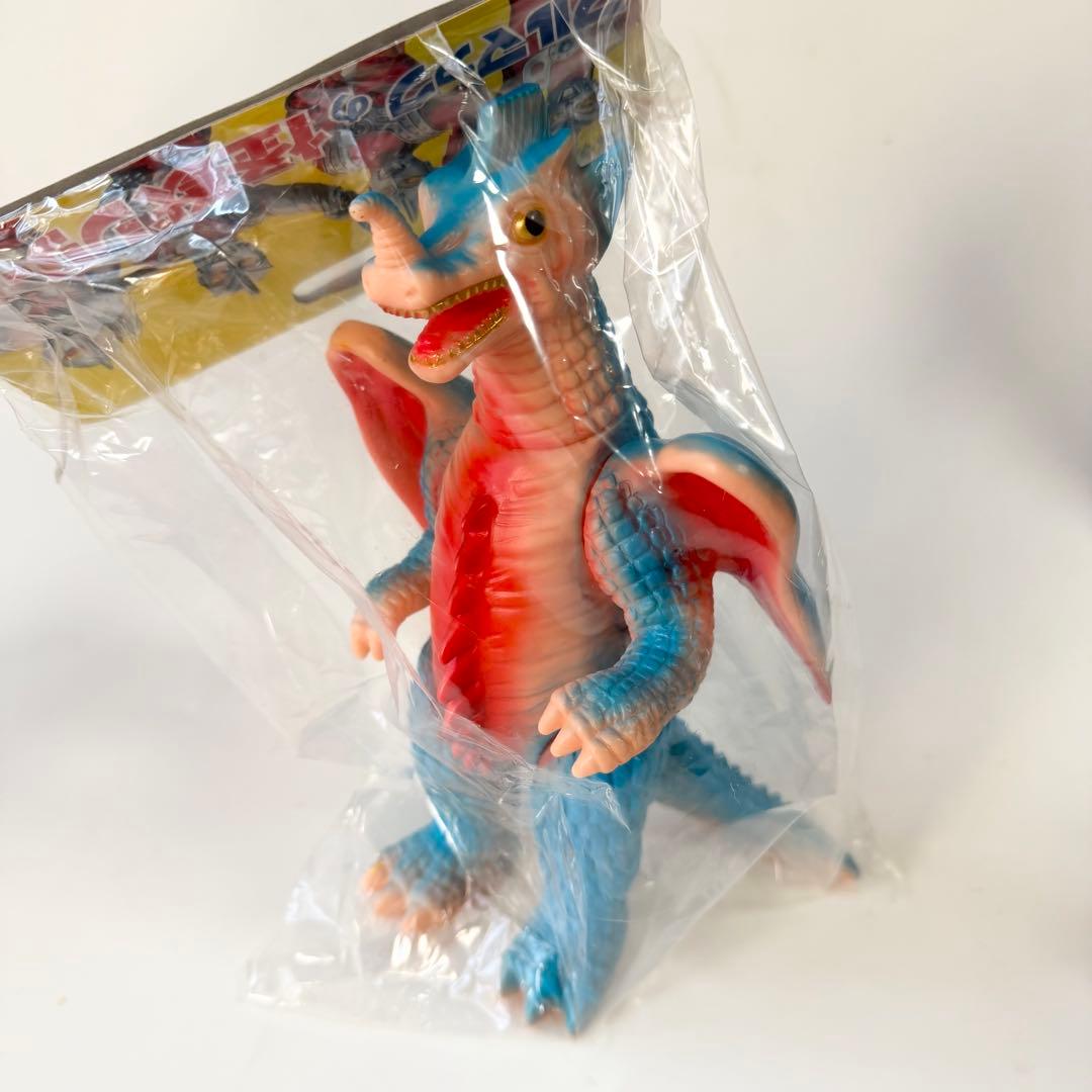 ブルマァク カメレキング ブルー ソフビ フィギュア - メルカリ