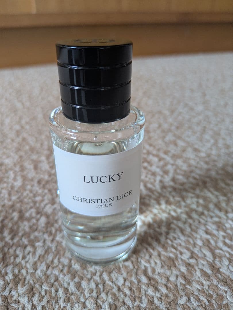 CHRISTIAN DIOR LUCKY 香水 40ミリ - メルカリ