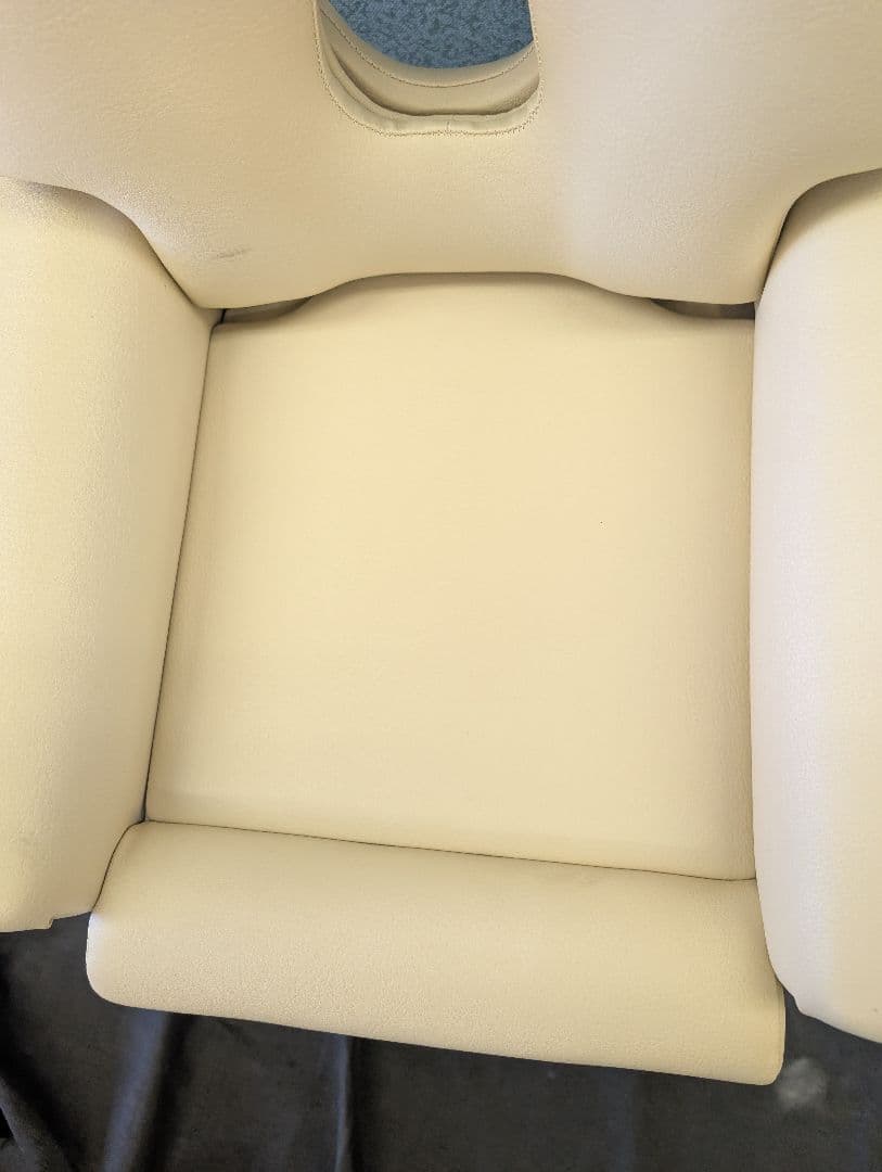 Ohyashoji ピヨ-P お宮参り•お食い初め撮影用椅子 写真館用 撮影椅子