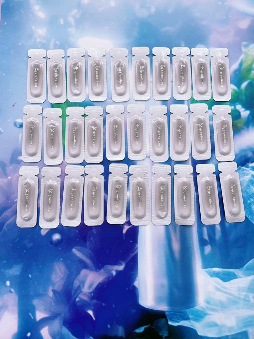 POLA最高峰美容液B.A グランラグゼIV 美容液0.6g× 30包 今ある肌悩みすべてに！ ポーラの最高峰美容液「B.A グランラグゼ IV