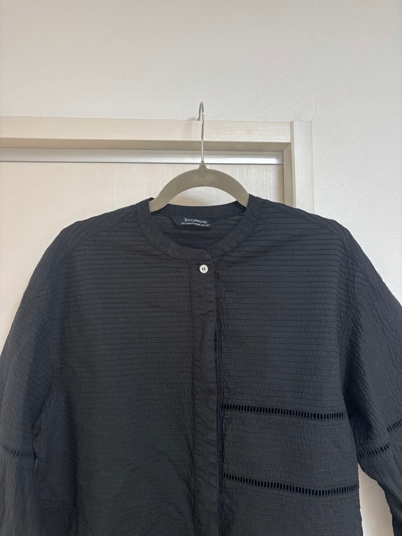 ヤッコマリカルド ピンタック バンドカラー チュニック ブラウス タイ製