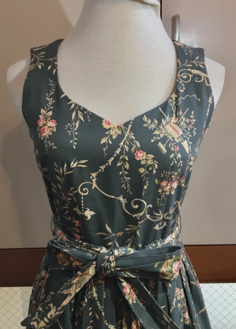 ○juliette et justine グリーンフローラル ワンピース - メルカリ