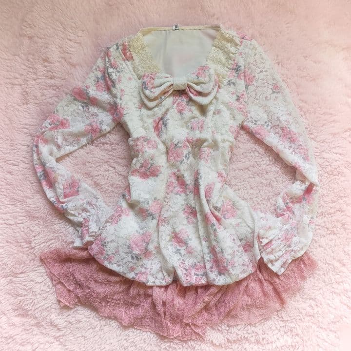 姫ギャルワンピ himekaji himekei でかりぼん bigリボン 北新地No.1キャバ嬢ひめか、ビッグリボンがお似合い ファンと撮影