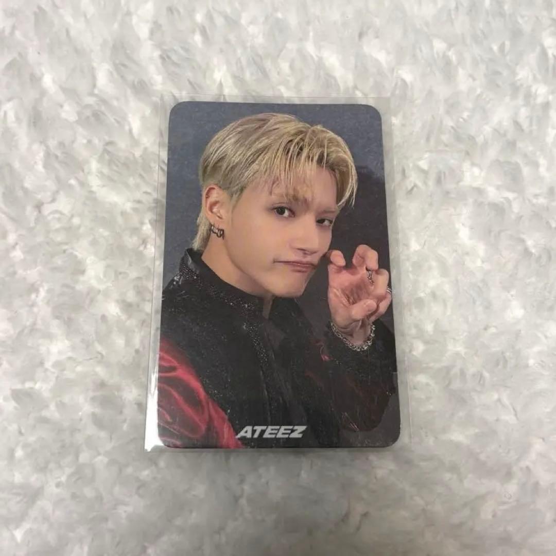 ATEEZ ウヨン トレカ ソウルコン 入場特典 atiny zone ウサン - メルカリ