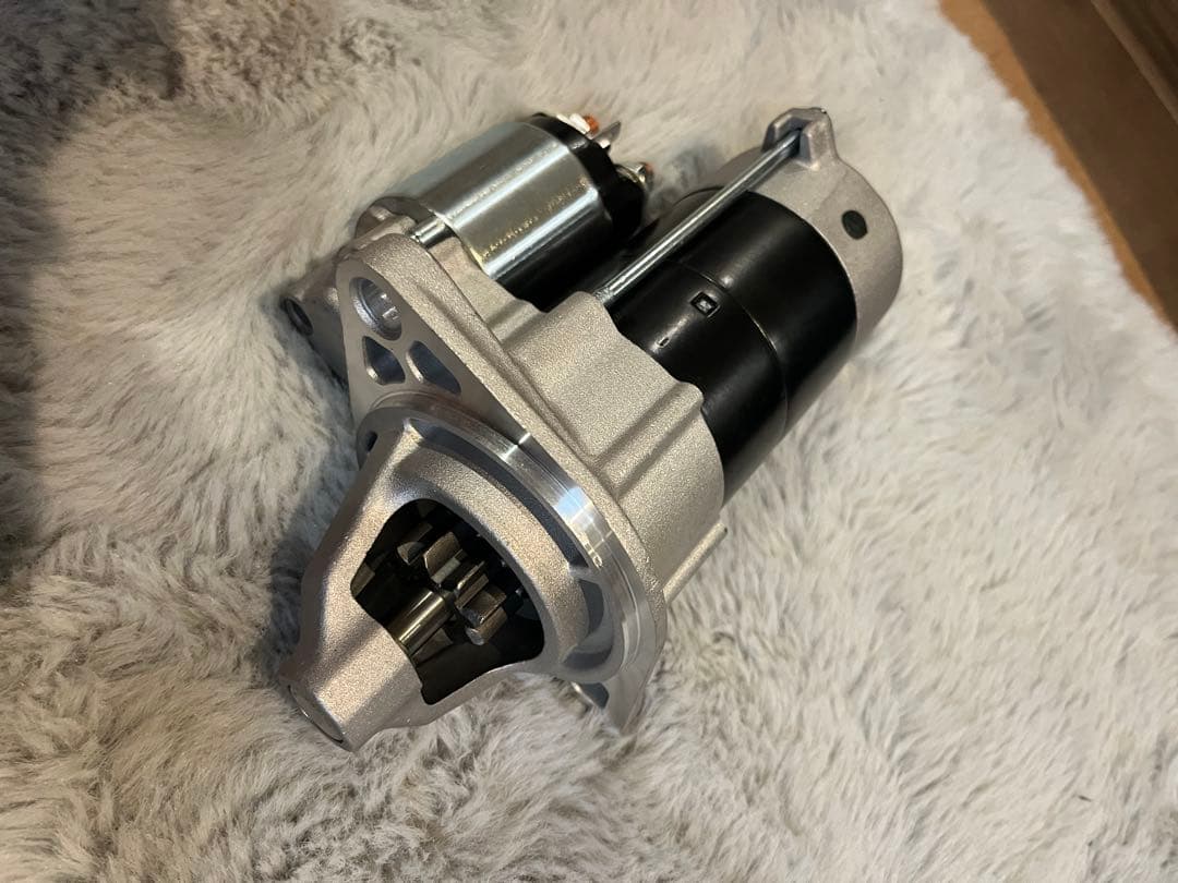 ヤンマー　B12 スターター　3TNV76 セルモーター　ユンボ　バックホー ヤンマー 船舶用エンジン 汎用エンジン 建設機械 バックホー ユンボ