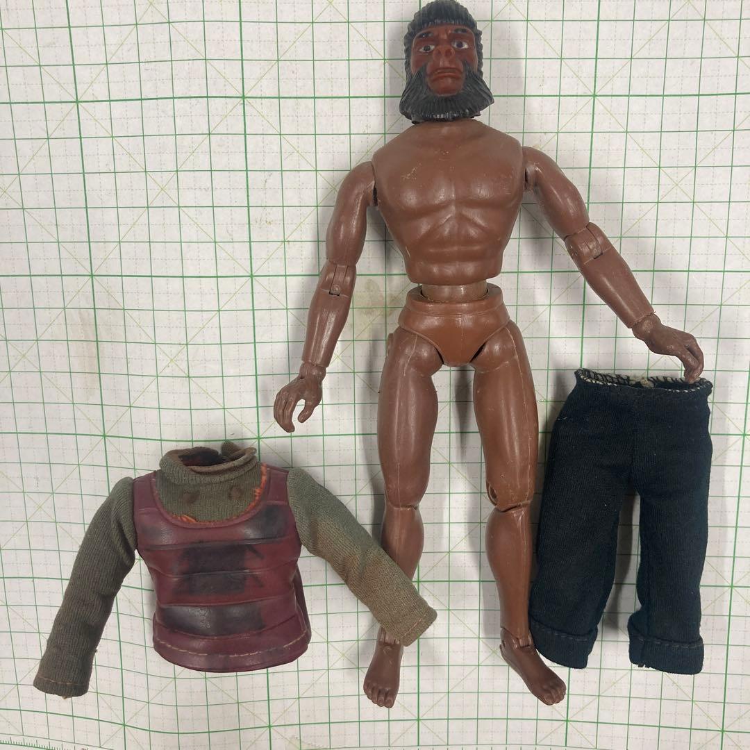 初代猿の惑星の1974年製メゴ社製のフィギュアだと思