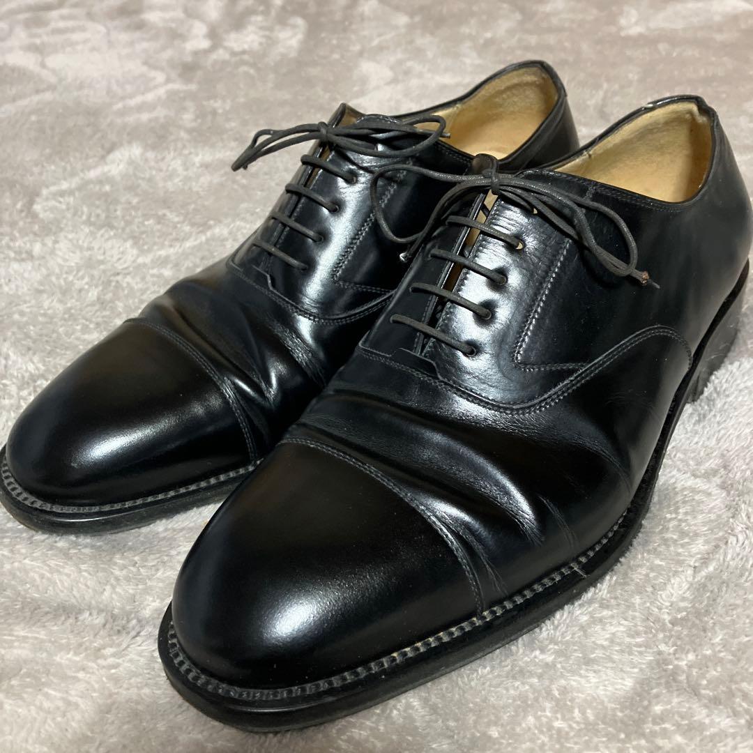 フェラガモ 黒 レザードレスシューズ ストレートチップ - メルカリ