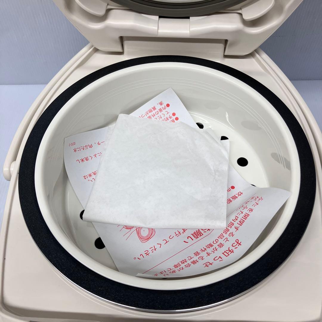 TOSHIBA/東芝】東芝保温窯 炊飯器 RC-10MSD ライトベージュ - メルカリ