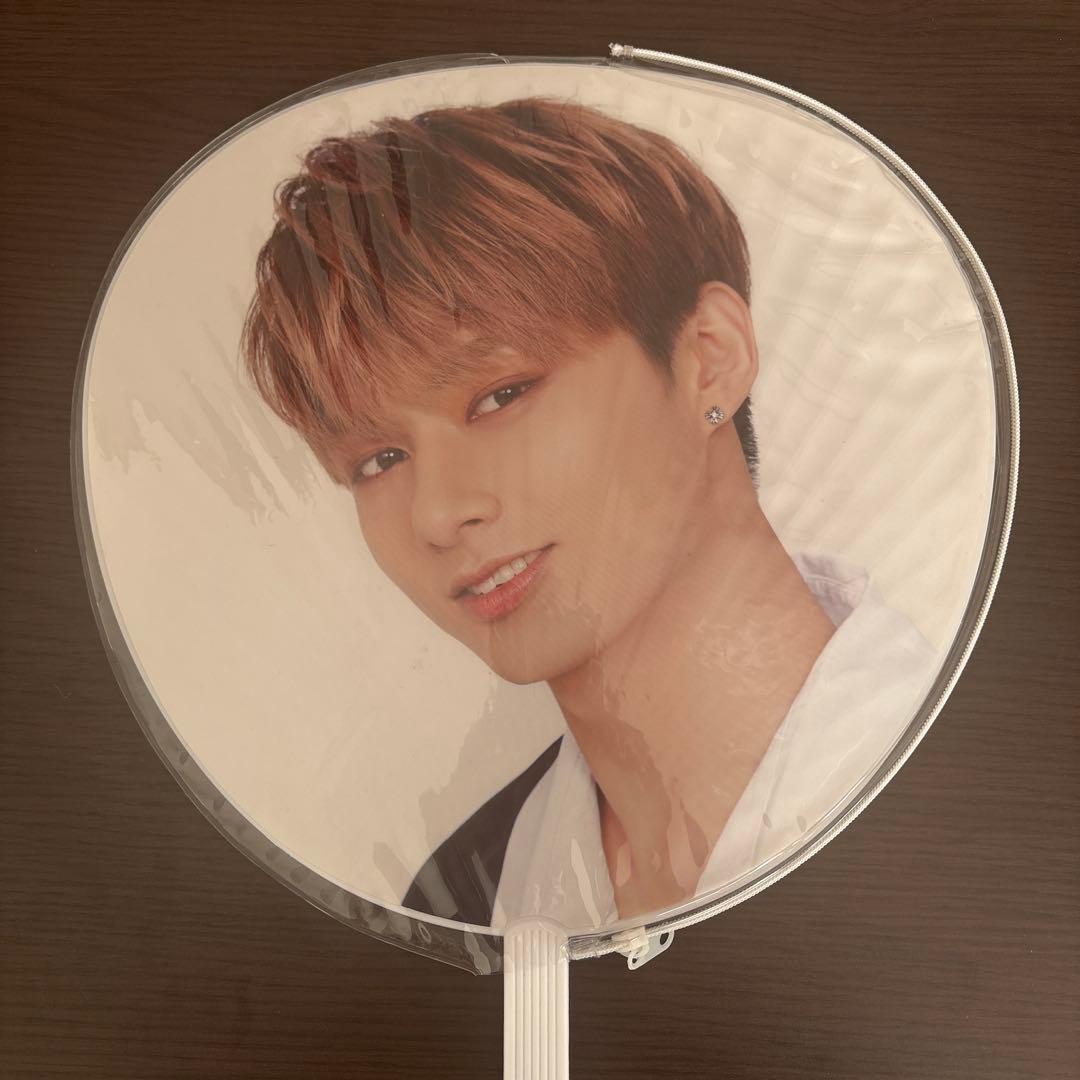 seventeen ジュン うちわ 8点セット まとめ売り - メルカリ