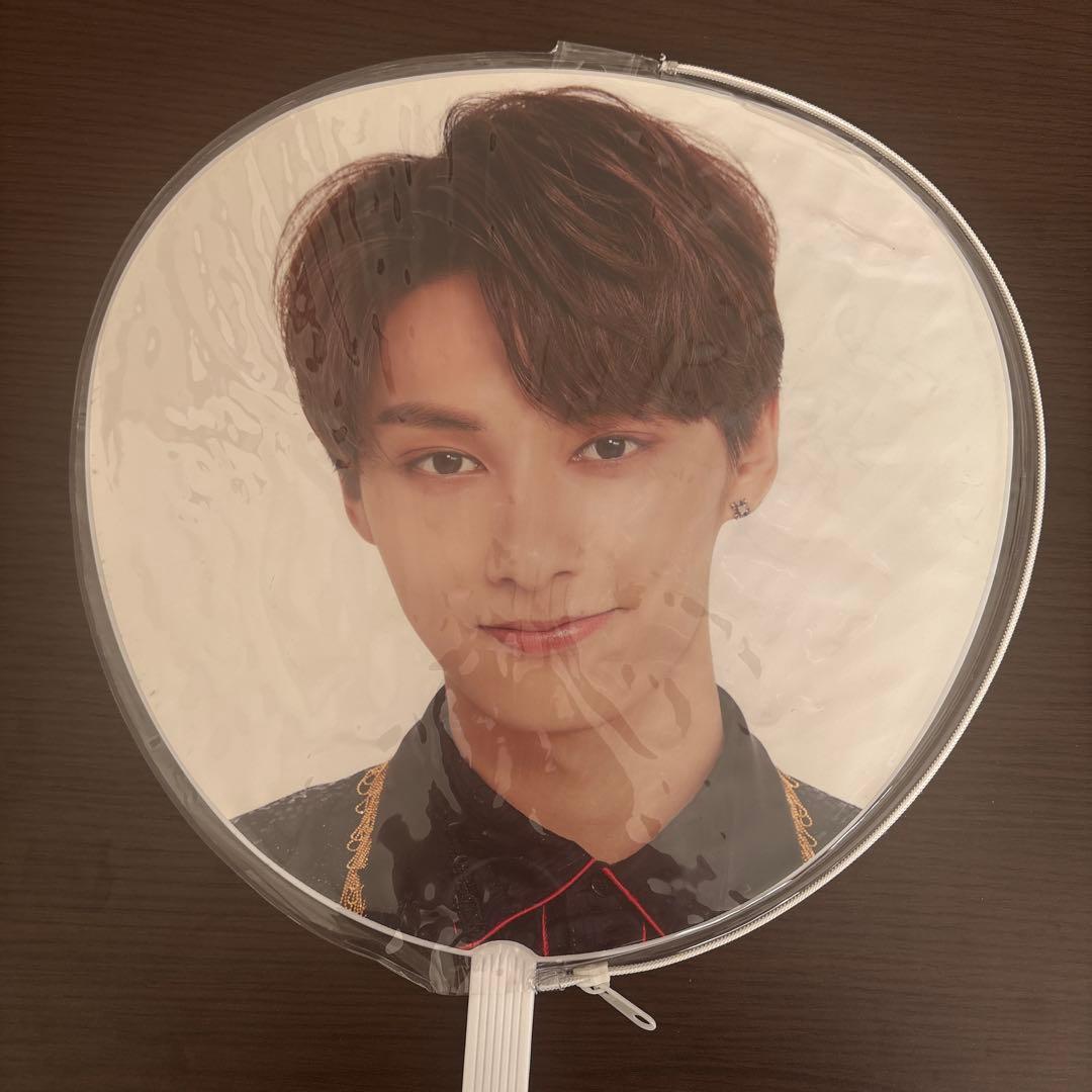 seventeen ジュン うちわ 8点セット まとめ売り - メルカリ