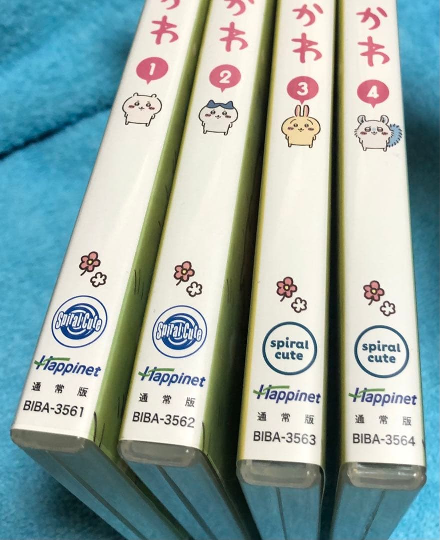 DVD ちいかわ 1 2 3 4巻セット 綾鷹ポーチ - メルカリ