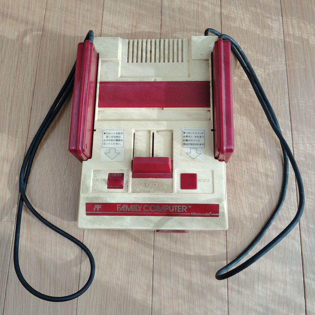 Nintendo ニンテンドー 初代ファミリーコンピュータ ファミコン 本体