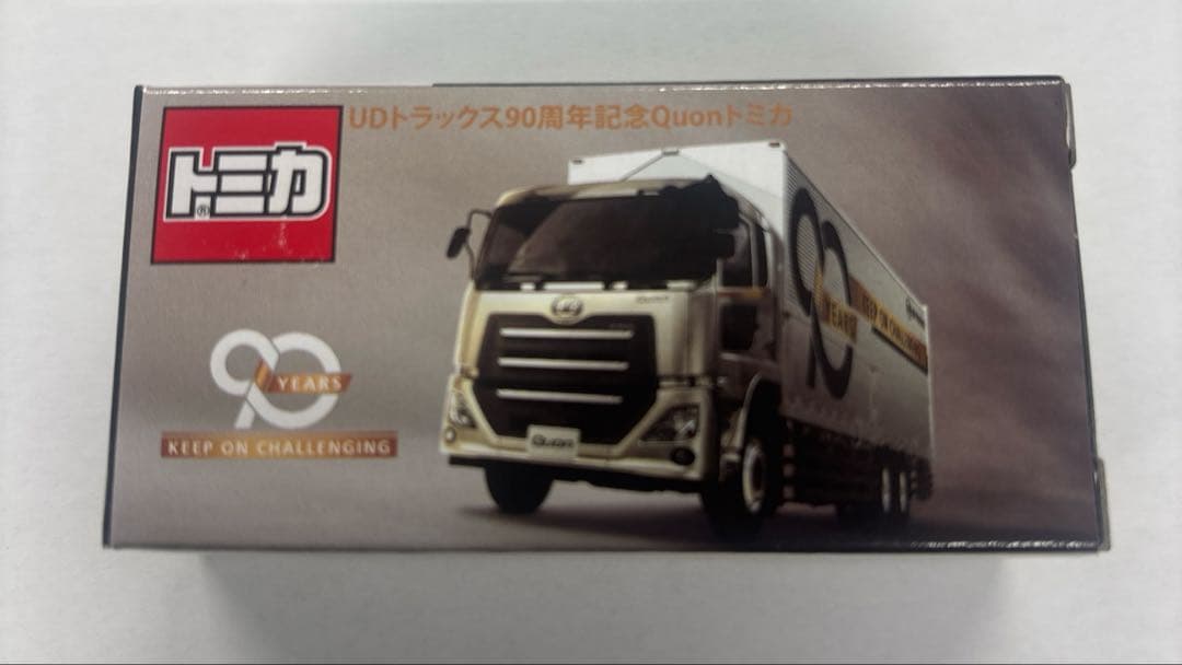 トミカ UDトラックス90周年記念 Quon 非売品 - メルカリ
