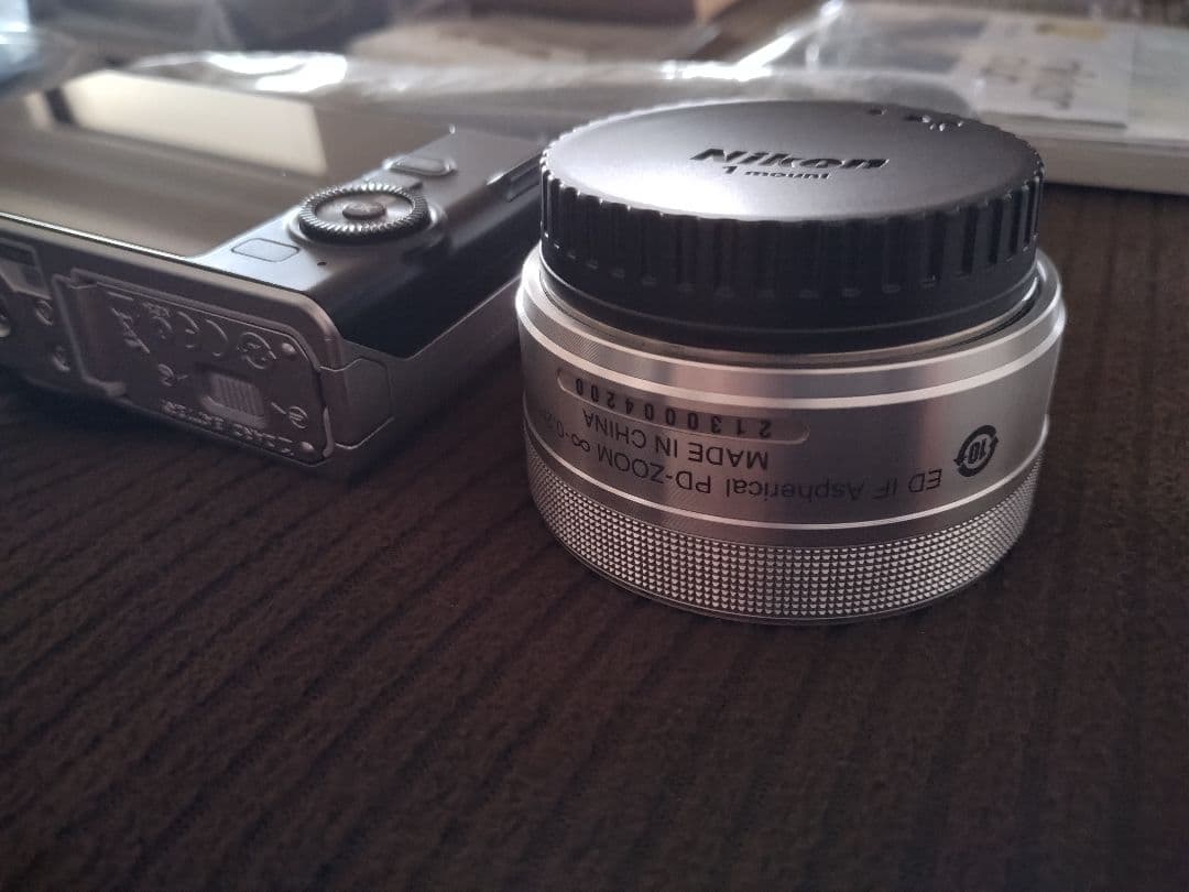 ほぼ未使用】Nikon 1 J4 MODEL Zoom Lens Kit 純正