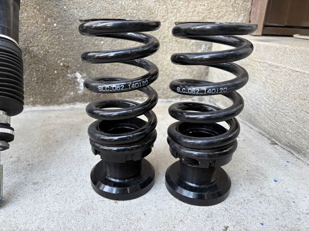 VW アルテオン ワンオフ 車高調 キャンセラー付 - メルカリ