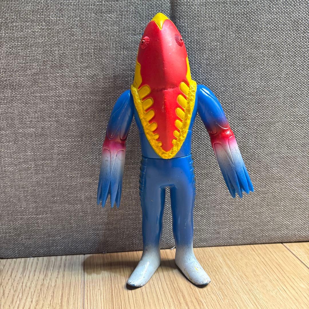 メトロン星人 1983年製 円谷プロ ソフビ 当時物 - メルカリ