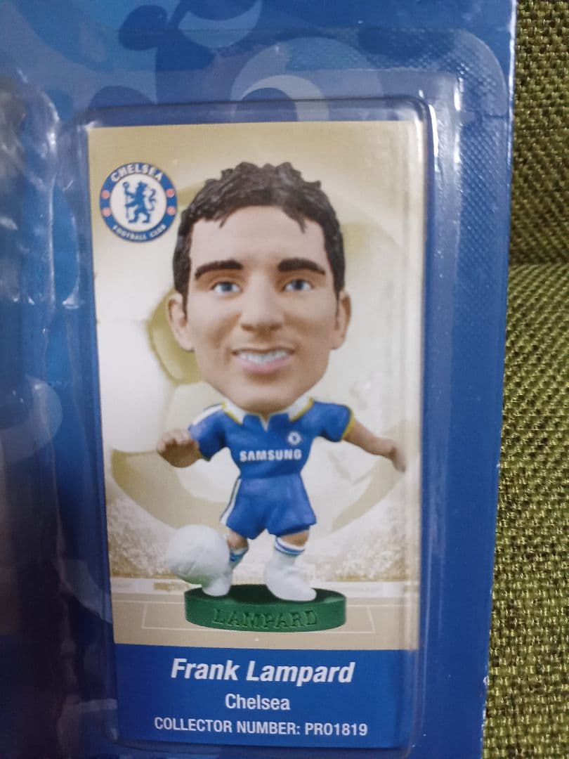 コリンシアン　ペトル・チェフ　ランパード２体セット