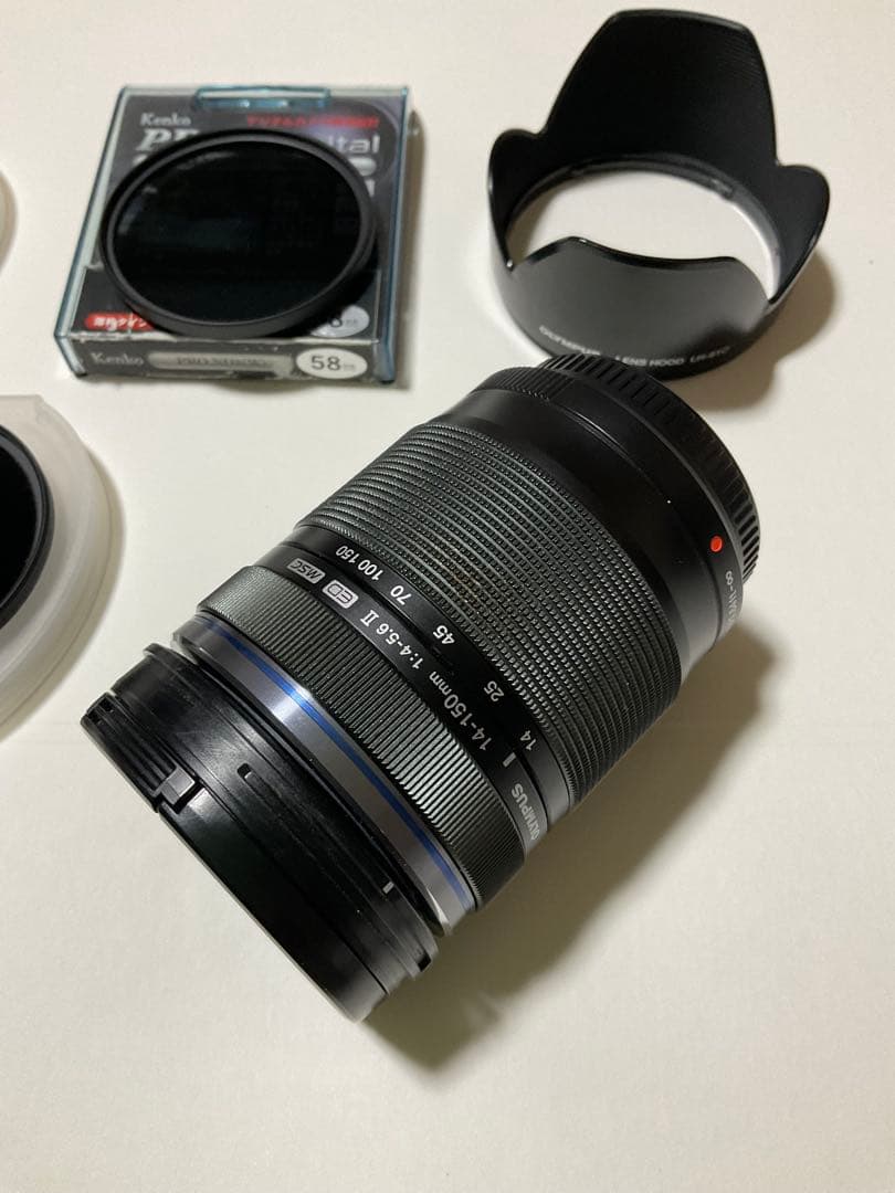 Olympus 14-150mm f/4-5.6 レンズ