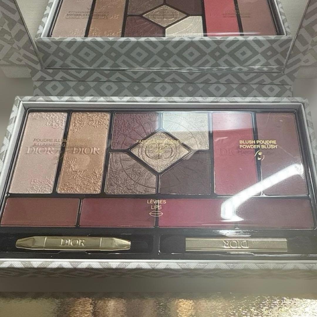 未使用 DIOR クリスマスコフレ 2024 PalettCulture Diorクリスマスコフレ2024 エクラン クチュール マルチユース パレット