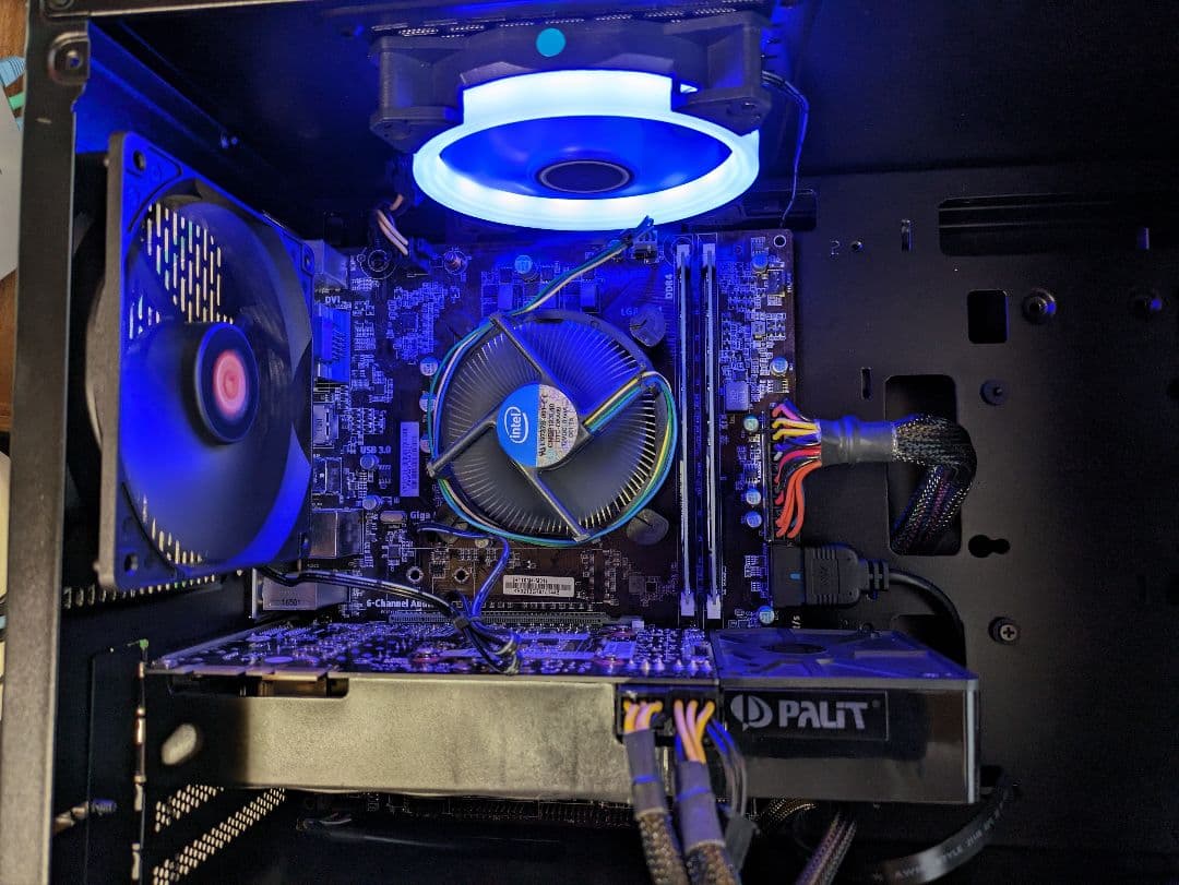 №38、外見新品！Win11-24H2、i5、M16G、GTX760、SSD - メルカリ