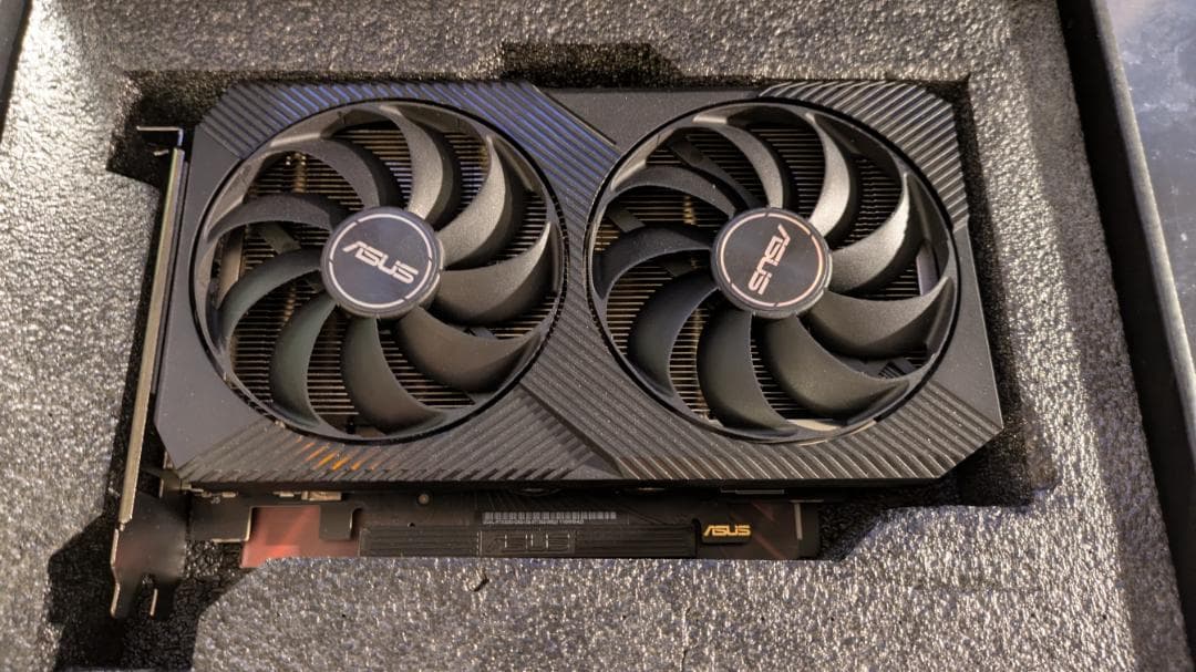 グラフィックボード・グラボ・ビデオカード ASUS GeForce RTX 3050 OC 8GB GDDR6 Amazon | ASUS ROG GeForce RTX 3050 搭載ビデオカード OC edition 8GB