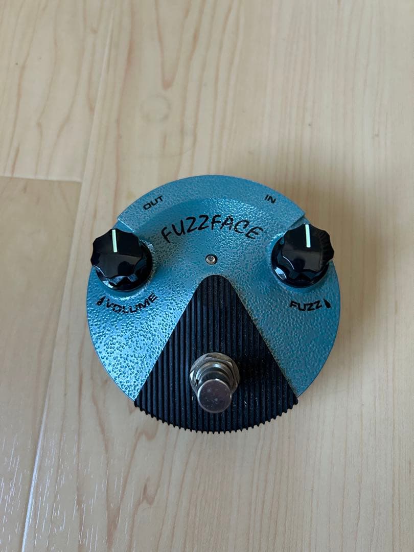 Fuzz Face ギターエフェクター Fuzz Face Red / Circa 1968: エフェクター｜三木楽器公式通販サイト