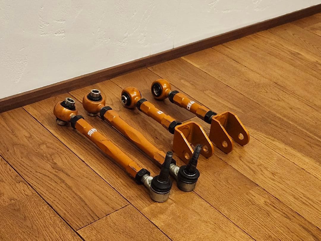 スキッドレーシング リアアッパーアームセット 固着無し クラウン