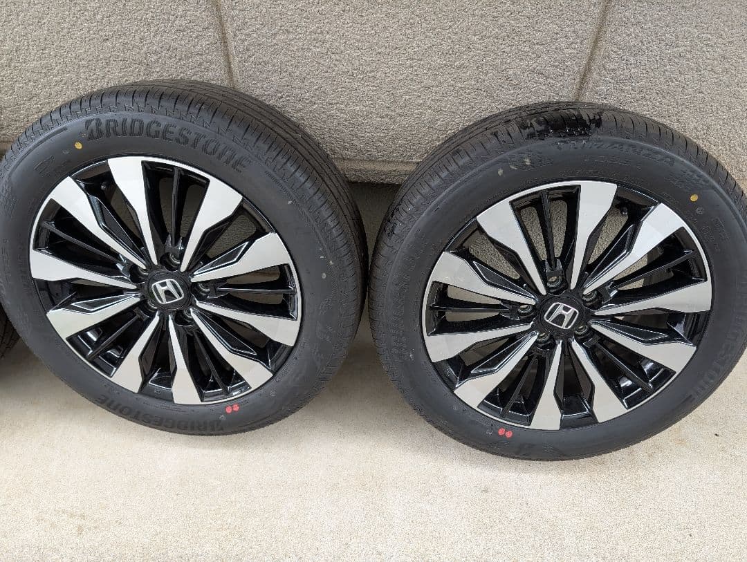新車外し】ホンダWR-V純正アルミホイール、タイヤセット 17インチ送料