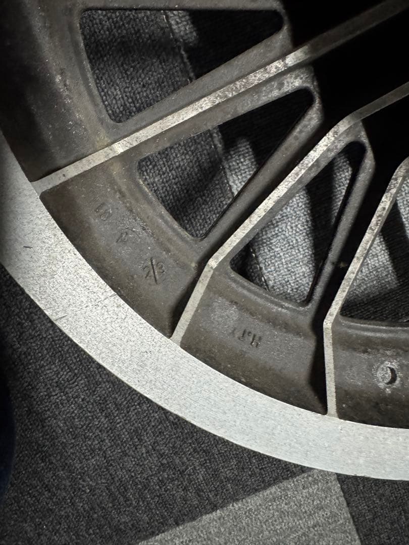 1982年式FLH ショベルヘッド 純正16インチキャストホイール前後セット